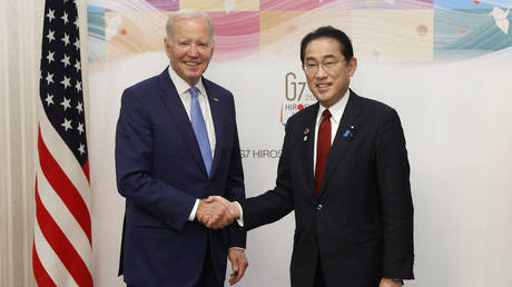 In Hiroshima verspricht Biden Japans Atomschirm – World