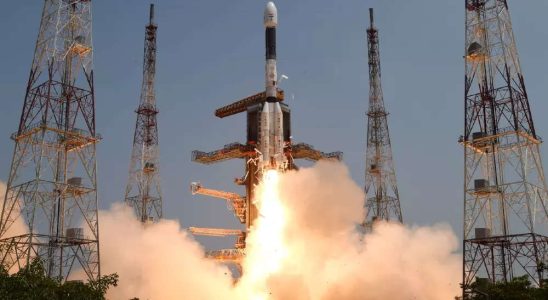 Indien startet und bringt seinen ersten Navigationssatelliten der 2 Generation