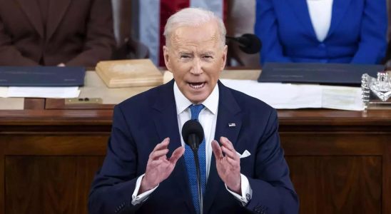 Joe Biden kritisiert das Anti Homosexuellen Gesetz Ugandas und draengt auf dessen