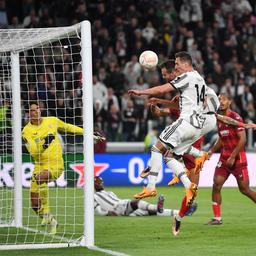 Juventus entgeht der EL Niederlage in den letzten Sekunden Roma schlaegt