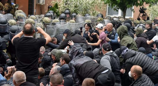 Kosovo 25 Nato Soldaten bei Zusammenstoessen im Kosovo mit serbischen Demonstranten