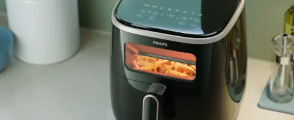 Philips bringt neuen Airfryer mit durchsichtigem Garfenster fuer 15995 Rupien