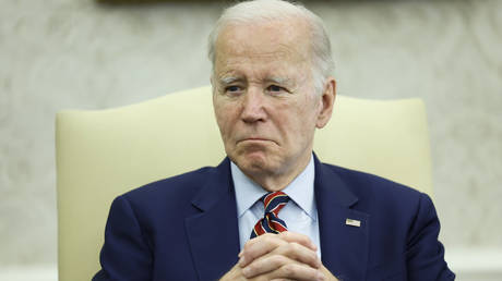 Republikaner fordern dass Biden einen kognitiven Test macht oder das