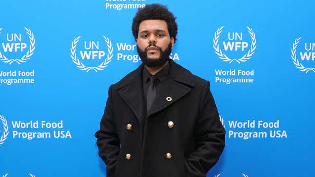 The Weeknd hat eine einfache Erklaerung fuer diese Neuaufnahmen