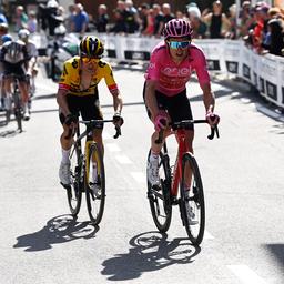 Thomas schlaegt Roglic Angriff auf der harten Bergetappe des Giro Ausreisser