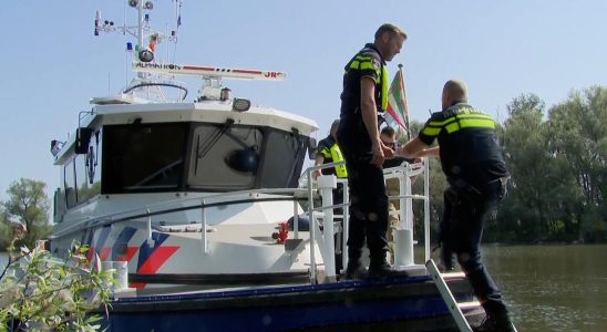 Verletzte und moeglicherweise zwei Vermisste nach Bootsunfall auf der Maas