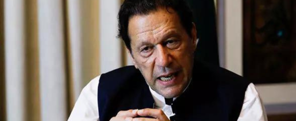 Vier weitere pakistanische Tehreek e Insaf Fuehrer verlassen Imran Khans Partei Indien Nachrichten