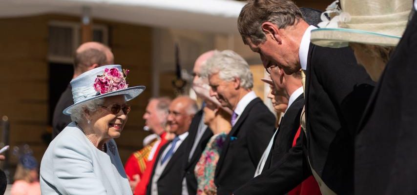 Was passiert auf den Gartenpartys die King Charles organisiert