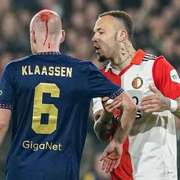 Zivildienst fuer Feyenoord Fan der Ajax Spieler Klaassen mit einem Feuerzeug verletzt