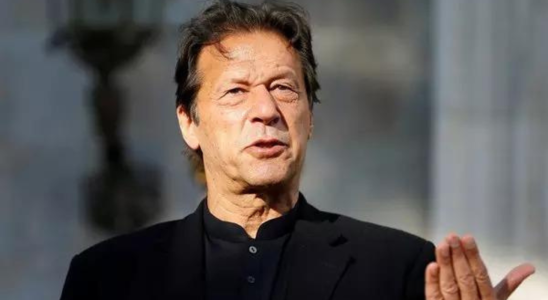 Zur grossen Erleichterung fuer Imran Khan erweitert das pakistanische Gericht