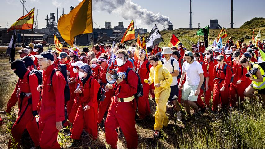 1687632667 912 Umweltaktivisten protestieren im Herzen von Tata Steel „Ich habe diese