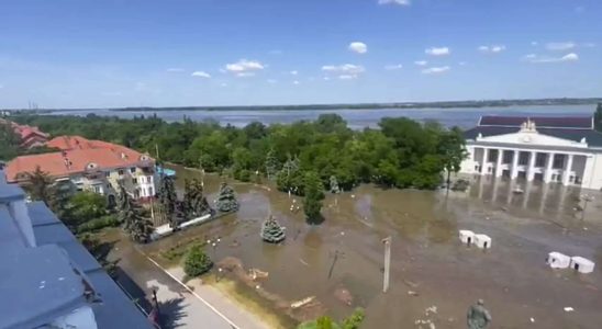 Acht Tote bei Staudammueberschwemmung in der Ukraine Russland