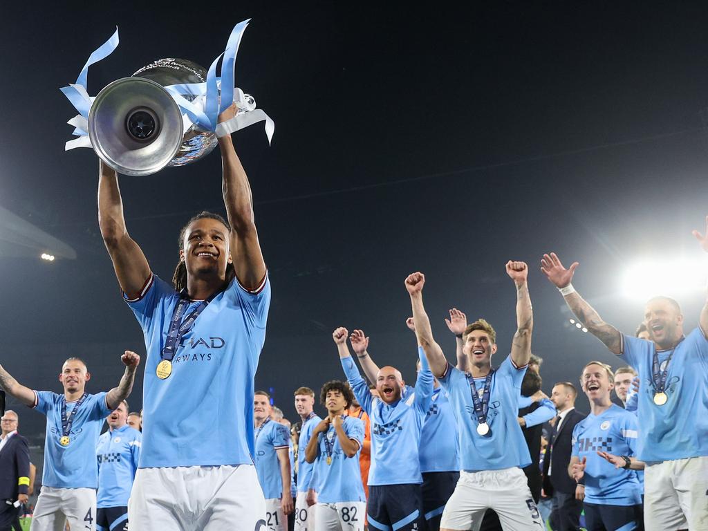 Ake und Manchester City schlagen Inter und gewinnen die Champions