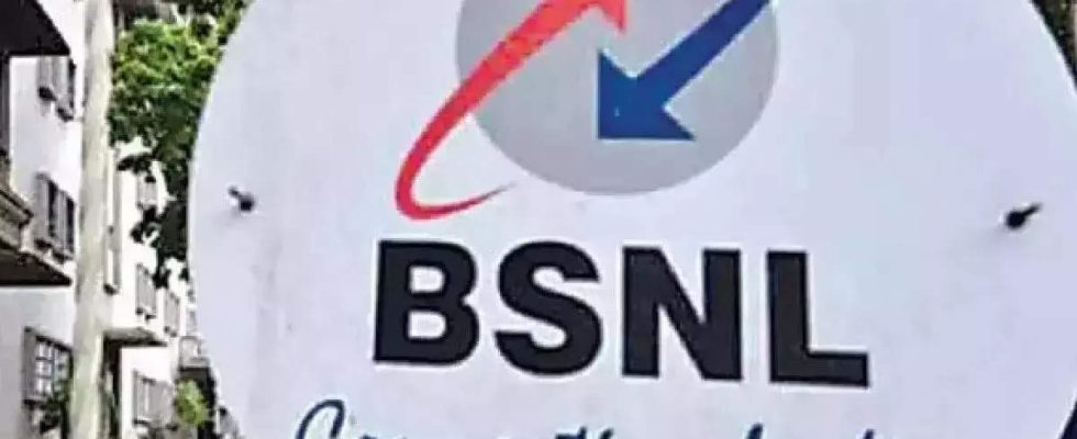 BSNL Die Regierung genehmigt einen Wiederbelebungsplan fuer BSNL in Hoehe