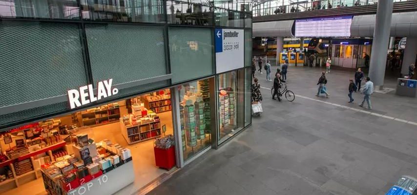 Banden und Obdachlose rauben Den Haag CS leer aus