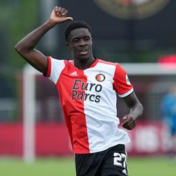 Bei Feyenoord verlaesst Conteh De Kuip nach nur 33