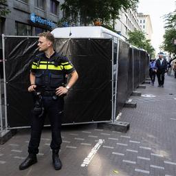 Bei Messerstecherei in Supermarkt in Den Haag getoetet Verdaechtiger bald