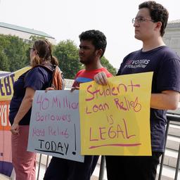 Der Oberste Gerichtshof der USA blockiert den Erlass milliardenschwerer Studentenschulden