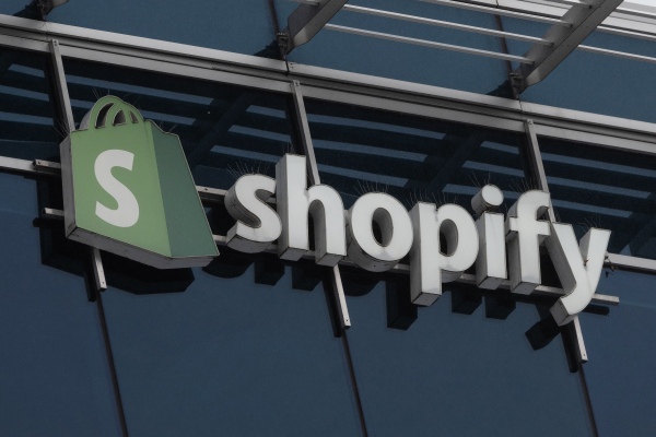 Die Shop App von Shopify fuehrt ein neues „Shop Cash Praemienprogramm ein