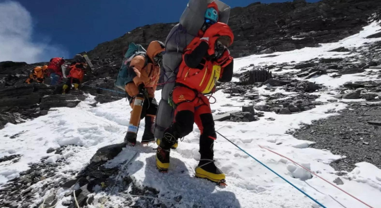 Everest Toedliche Traeume Rekordsaison am Everest gehoert zu den gefaehrlichsten