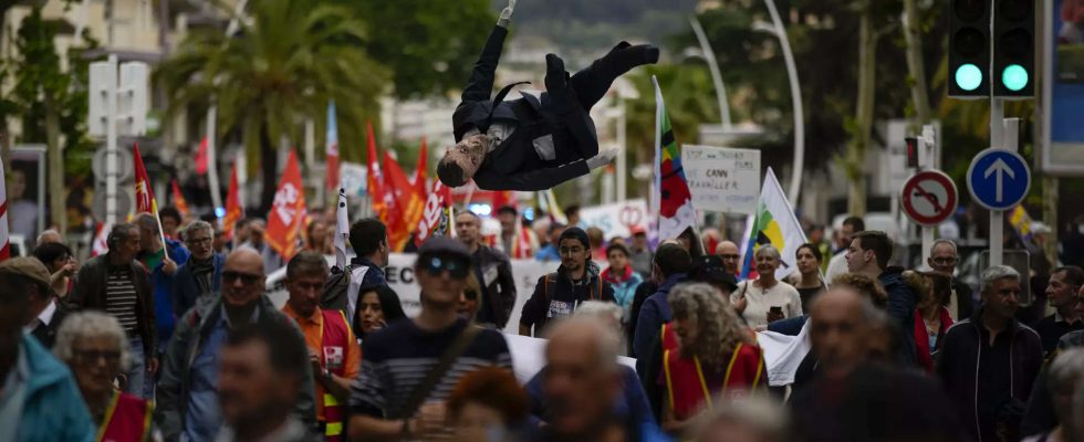 Frankreich plant grosse Polizeipraesenz fuer den Protesttag am 6 Juni