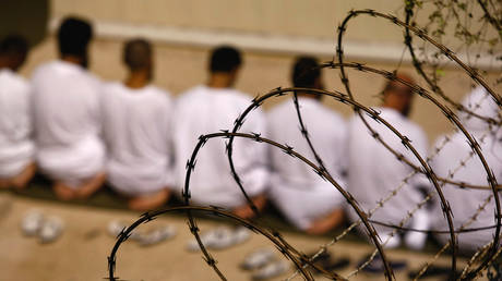 Guantanamo Haeftlinge werden „unmenschlicher Behandlung ausgesetzt – UN – World