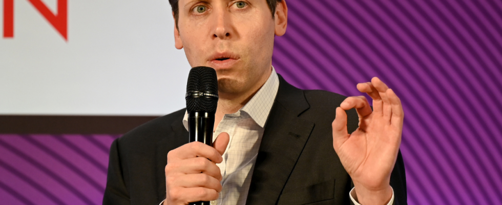 Gurnani Der CEO von OpenAI Sam Altman klaert den CEO