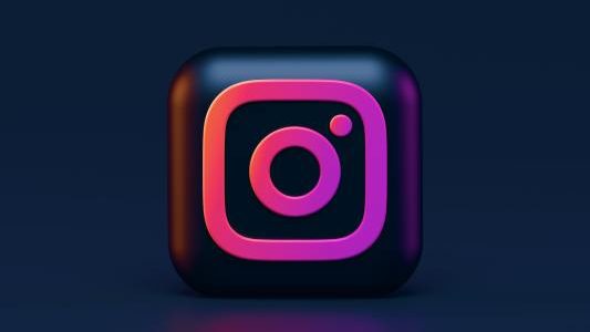 Instagram ermoeglicht es Nutzern nun endlich oeffentliche Reels herunterzuladen