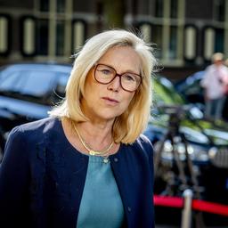 Kaag aeussert Abscheu ueber rassistische Nachrichten an Finanzmitarbeiter Politik