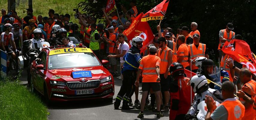 Laporte schlaegt Groenewegen auf der Buehne in Dauphine Radfahren