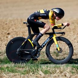 Markus schlaegt Vollering und Van Vleuten und holt sich den