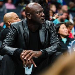 Michael Jordan verkauft Anteile an NBA Club fuer mehr als 27