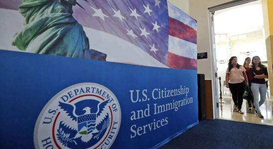 Mit 320 Lakh H 1B Visa im Geschaeftsjahr 2022 stehen Inder weiterhin