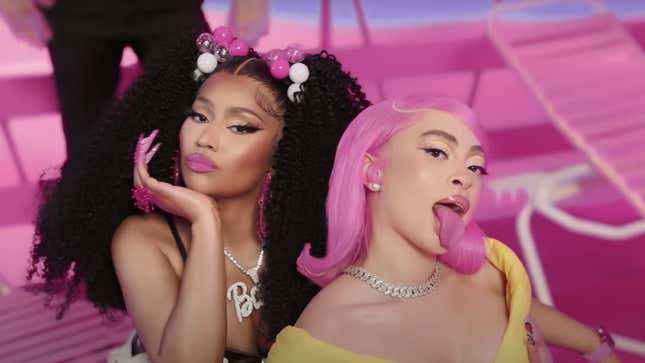 Nicki Minaj und Ice Spice betreten das Barbie Traumhaus