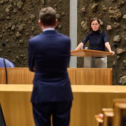 Opposition Koalitionsparteien unterstuetzen Rutte in Groningen Debatte Politik