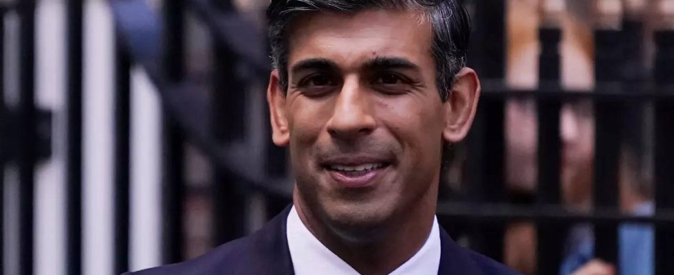 Rishi Sunak im Slanging Match mit Vorgaenger Boris Johnson