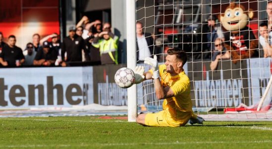 Torhueter Bakker ist der Held von Almere „Habe schon in