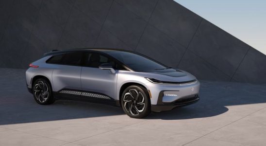 Trotz Verzoegerungen bei der Lieferung von Elektrofahrzeugen sammelt Faraday Future