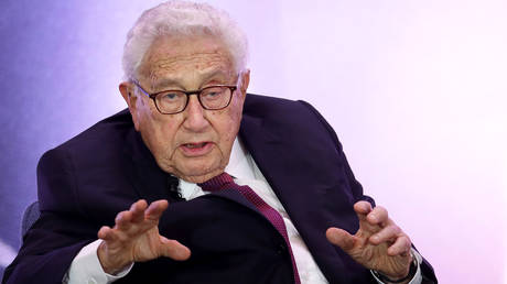 USA und China „am Abgrund eines Konflikts – Kissinger –