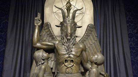 Uebergang ist religioeses Recht – Der satanische Tempel – World