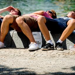 Wettervorhersage Sonnig und warm moeglicherweise der erste laendliche tropische Tag