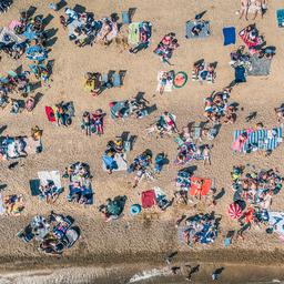 Wochenend Wettervorhersage Fett und Schweiss bei tropischen Temperaturen Innere