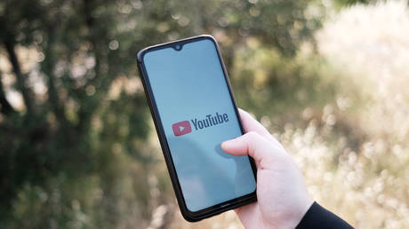 YouTube hebt Verbot der Befragung der US Wahlen 2020 auf –