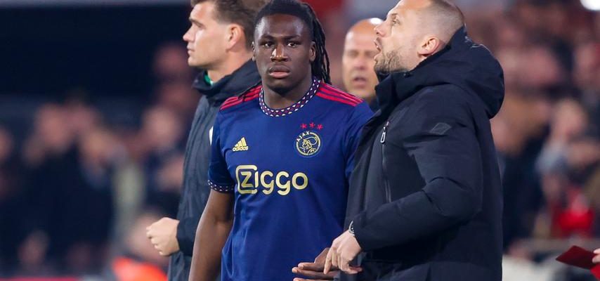 Ajax verkauft Bassey nach einer gescheiterten Saison an Fulham und