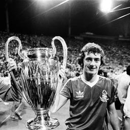 Die englische Fussballikone und „Million Pfund Mann Trevor Francis 69 ist verstorben