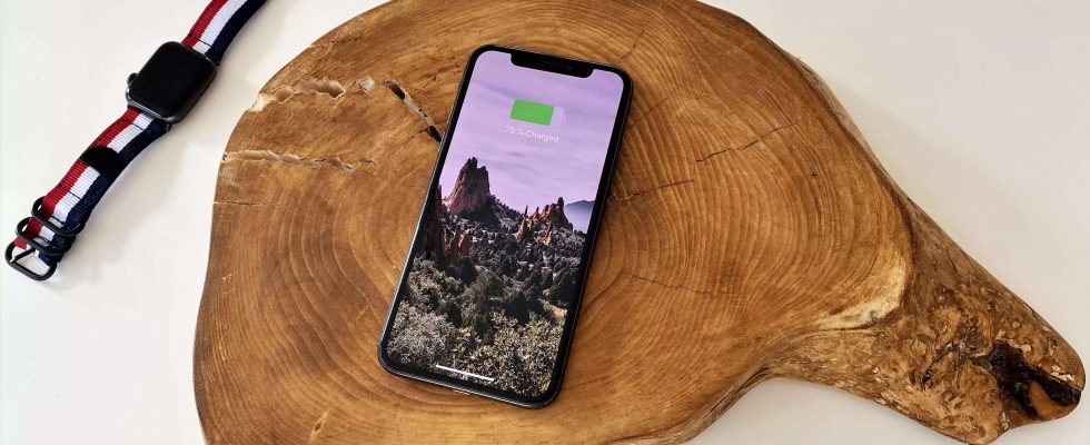IPhone Akku Apple bringt moeglicherweise die Stapelbatterietechnologie mit dem iPhone 15