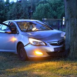 Immer mehr Menschen fahren nach einem Verkehrsunfall weiter Aus