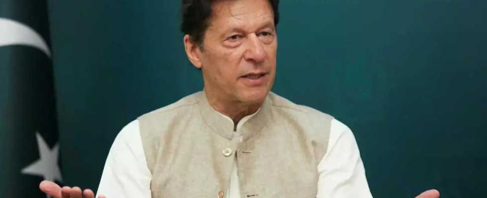 Imran Khan Pakistans ehemaliger Premierminister Imran Khan wurde in sechs