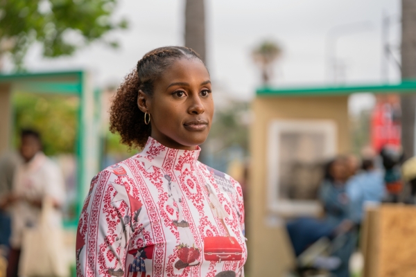 Netflix fuegt „Insecure hinzu da weitere HBO Shows darunter „Six Feet