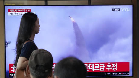 Nordkorea reagiert auf US Atom Stunt – World